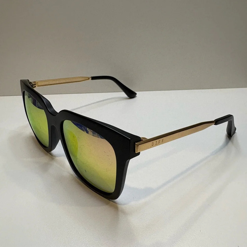 FRAME ONLY- DIFF EYEWEAR BELLA POLARIZED MB-PK10P -‎ Diff Sunglasses